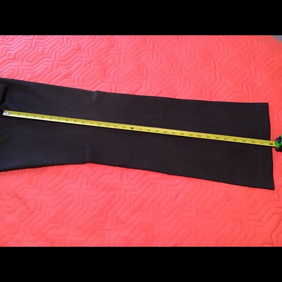 Ladies Slacks 🌹 - Picture 3 of 4